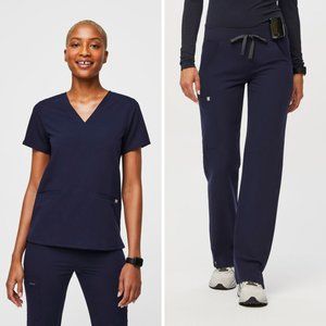 FIGS Casma Three-Pocket Scrub Top and Kade Cargo Scrub Pants